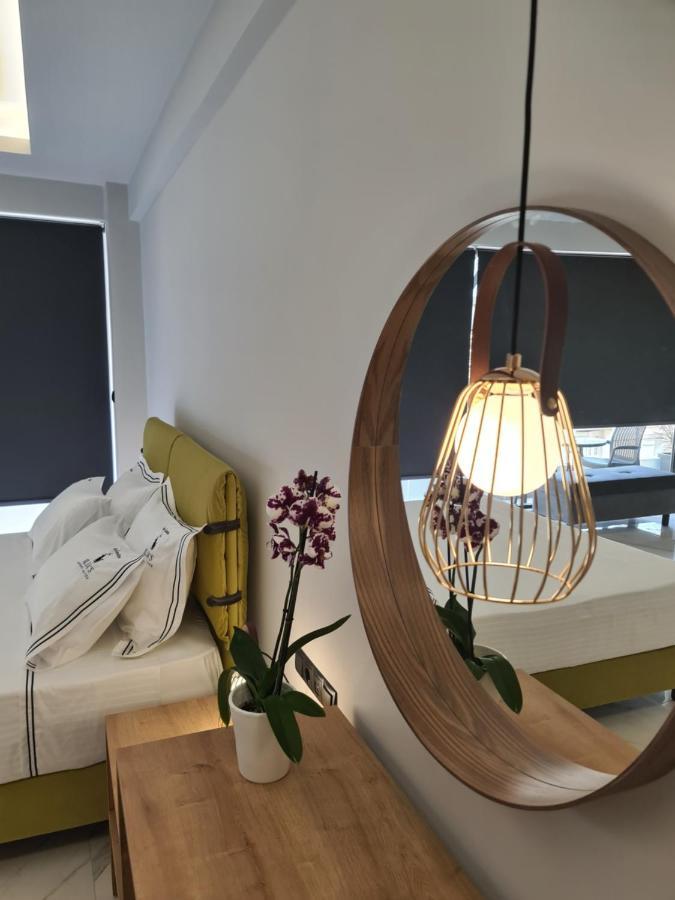 Ilia'S Luxury Suites - Adults Only Ксилокастрон Екстер'єр фото